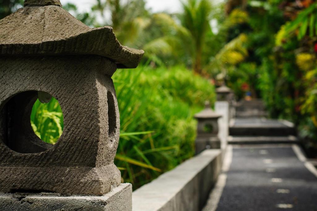 Puji Hostel And Bungalow Ubud Exterior foto