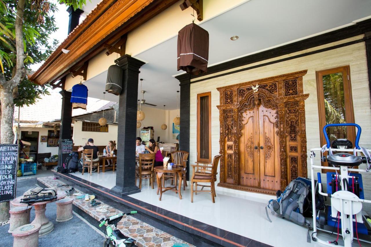 Puji Hostel And Bungalow Ubud Exterior foto